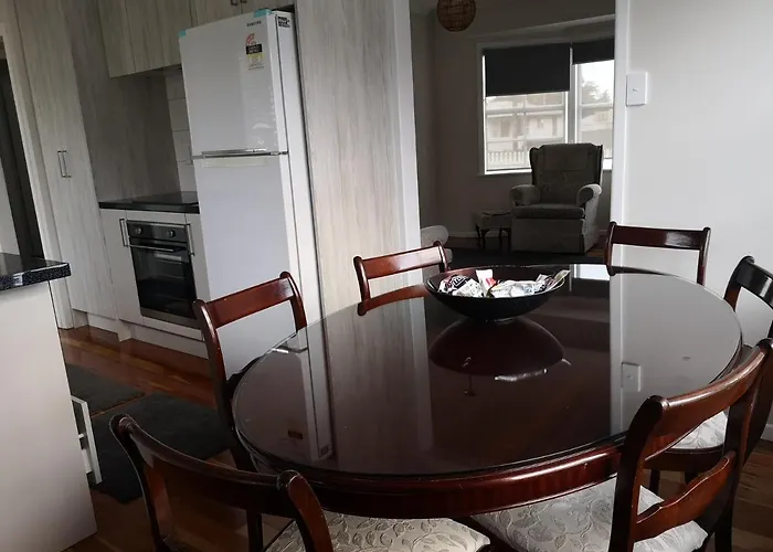 Cheerful 4 Bedroom 度假居