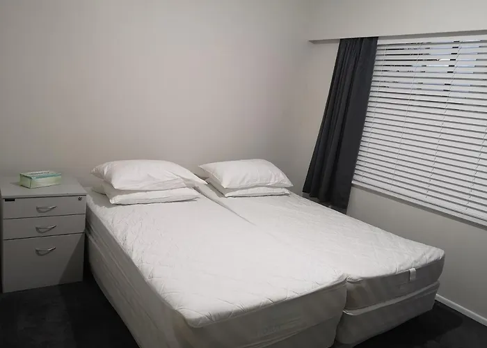 Cheerful 4 Bedroom